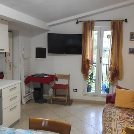 Soleluna Apartment *